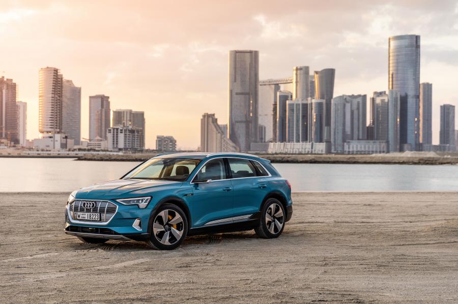  Audi e-tron 55 Quattro 2019 года  (WW) (фото 132 из 452)